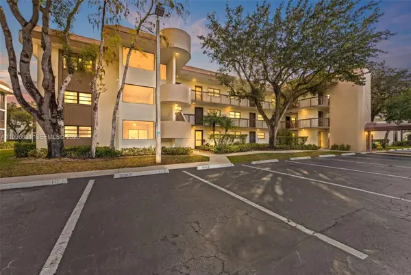 7653 NW 79th Ave #109, Tamarac, FL 33321