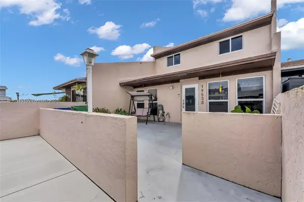 19530 NW 55th Circle Place, Miami Gardens, FL 33055