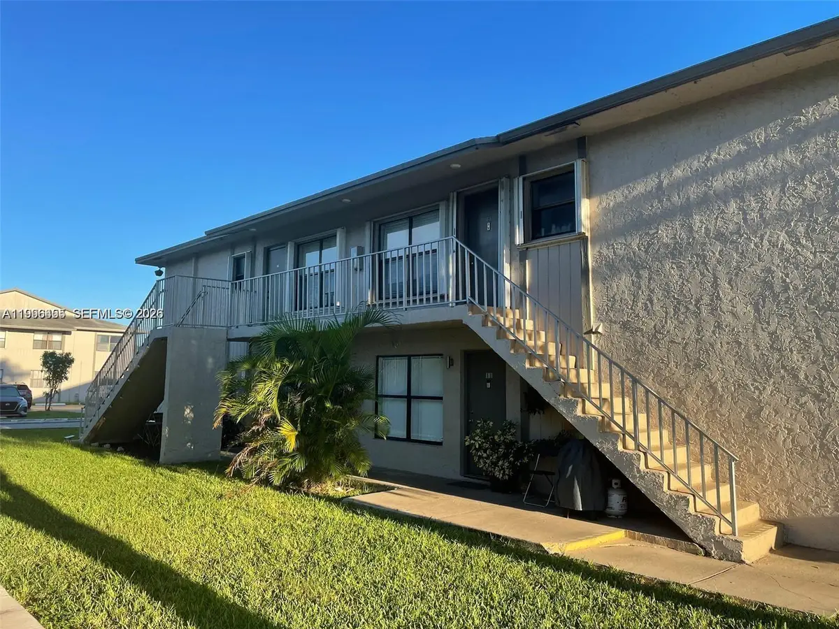 15354 SW 72nd St #31-11, Miami, FL 33193 - #1