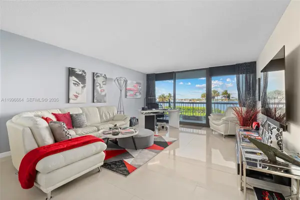 3300 S Ocean Blvd #207N, Palm Beach, FL 33480