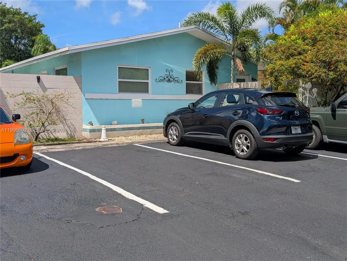 123 SW 19th Ave, Fort Lauderdale, FL 33312 - #1