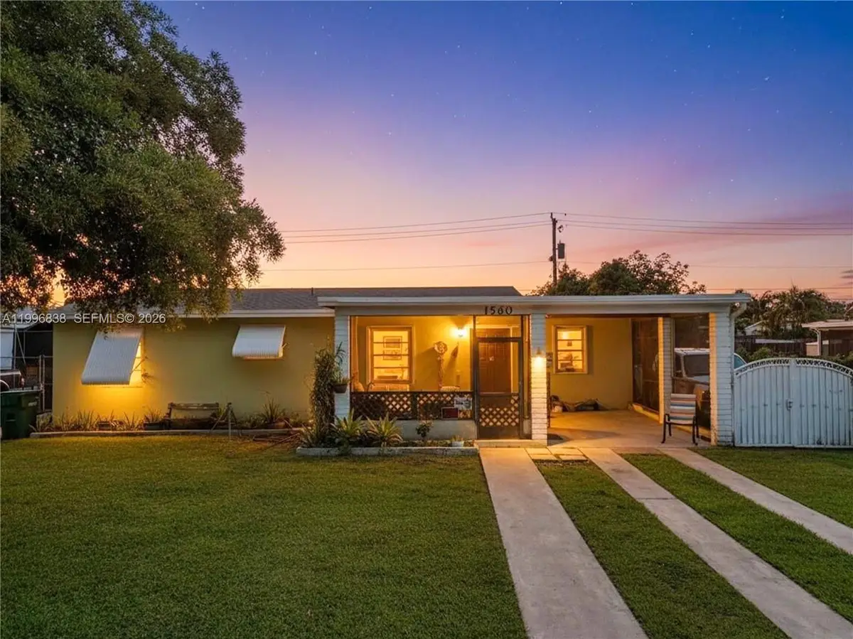 1560 NE 12th St, Homestead, FL 33033 - #1