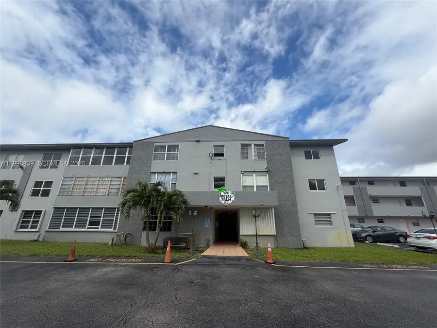 120 Royal Palm Rd #301, Hialeah Gardens, FL 33016 - #2