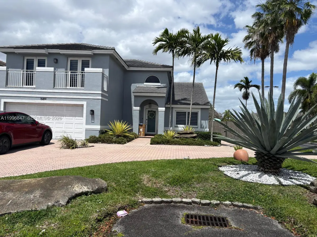 15891 SW 76th St, Miami, FL 33193 - #1