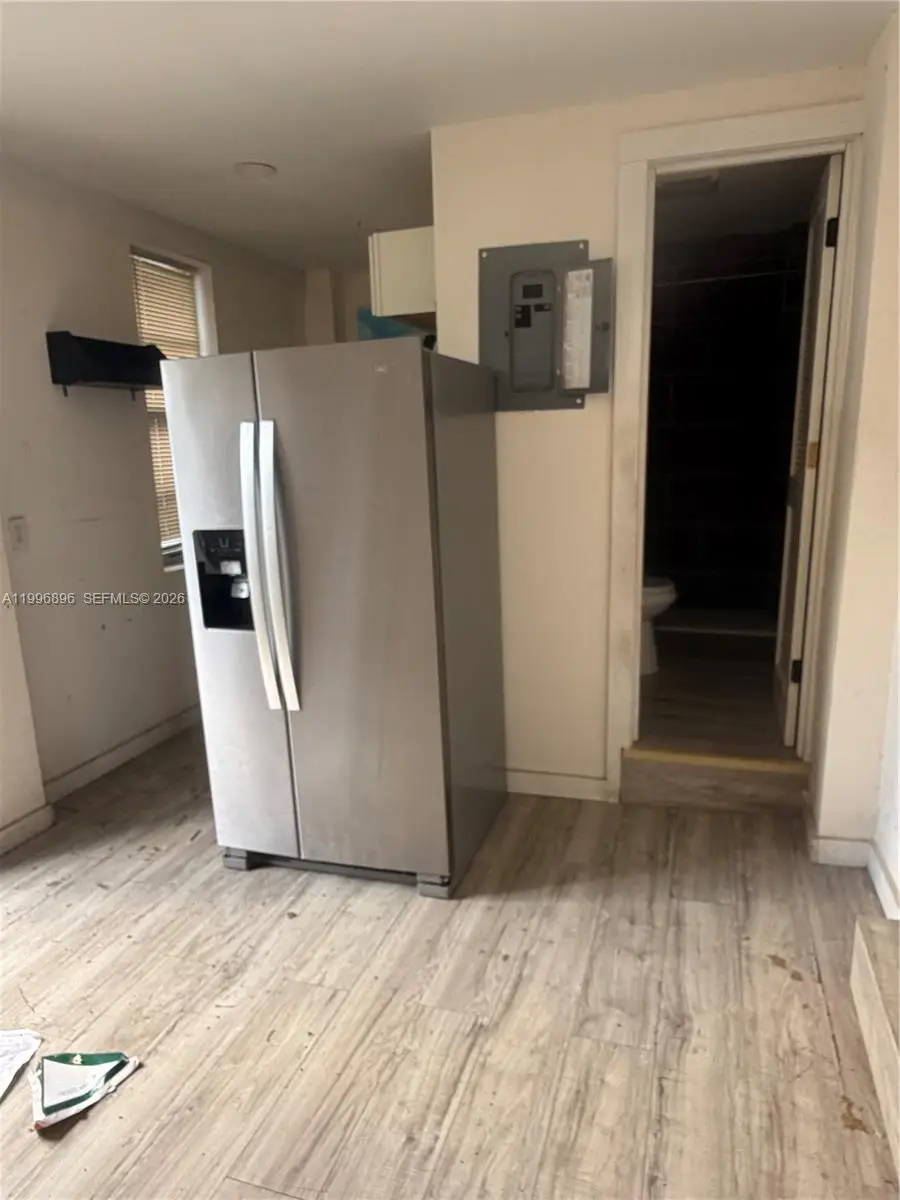 634 SW 10th Ave, Miami, FL 33130 - #2