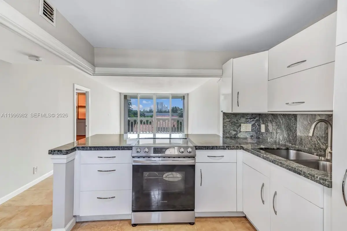 3199 S Ocean Dr #406, Hallandale Beach, FL 33009 - #1