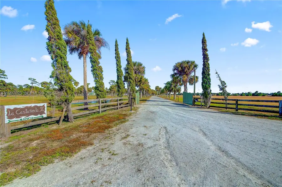30003 SW Martin Hwy, Okeechobee, FL 34974 - #2