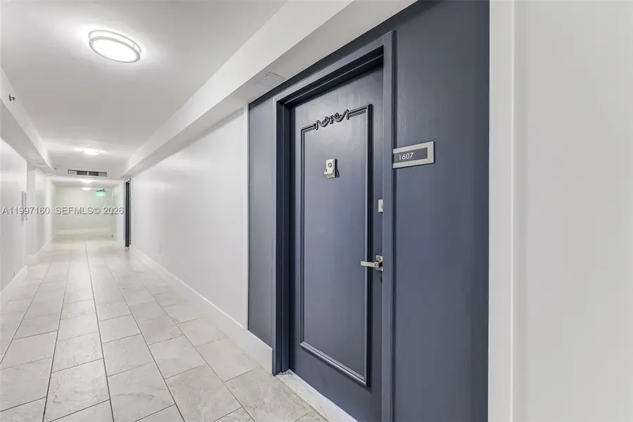 6039 Collins Ave #1607, Miami Beach, FL 33140 - #3
