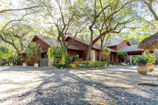 15425 SW 268th St, Homestead, FL 33032