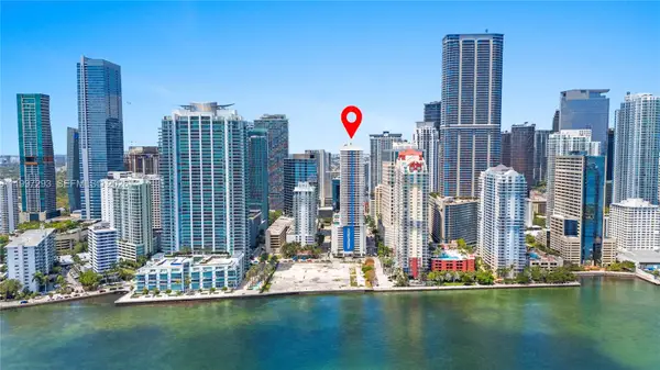 1200 Brickell Bay Dr #PH 4218, Miami, FL 33131