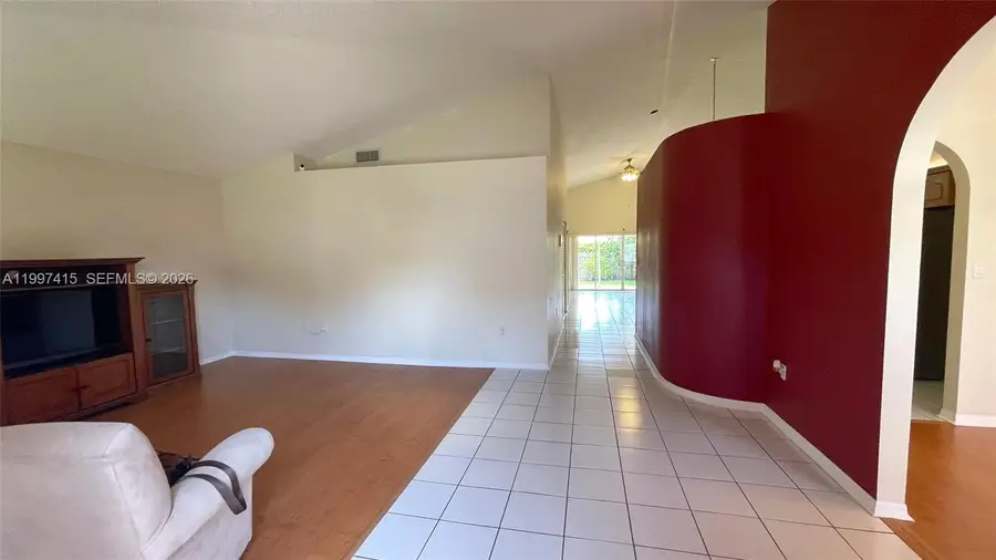 19011 NW 79th Ct, Hialeah, FL 33015 - #3