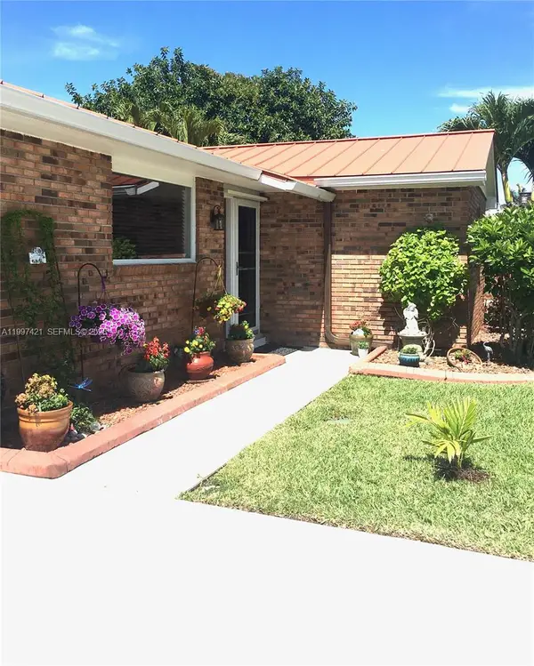 1920 Eucalyptus Ave, Hutchinson Island, FL 34949