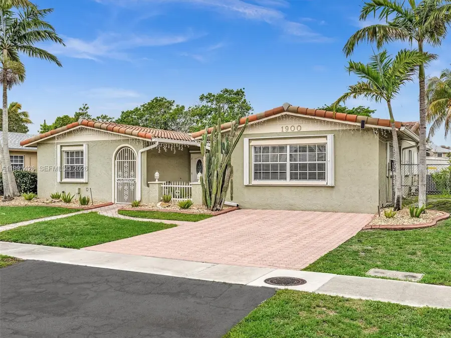 1900 NW 95th Ave, Pembroke Pines, FL 33024 - #2