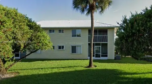 109 SE Village Dr #109, Port St Lucie, FL 34952