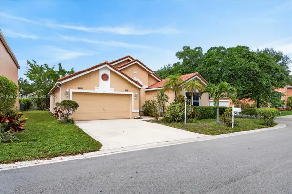 290 NW 116th Ter, Coral Springs, FL 33071