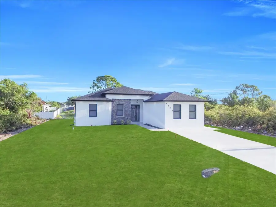 2924 5th St Sw, Lehigh Acres, FL 33976 - #3