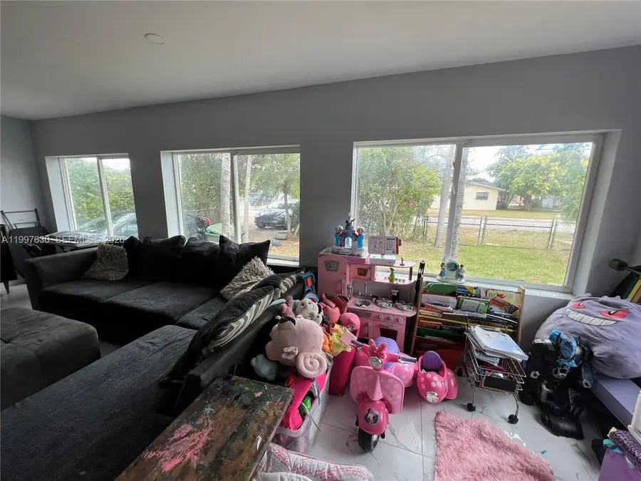 450 NW 4th Ave, Homestead, FL 33030 - #2