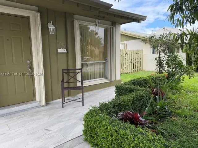 11906 SW 110th St Cir E, Miami, FL 33186 - #2