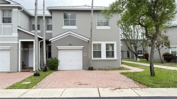 2230 Shoma Dr, Royal Palm Beach, FL 33414