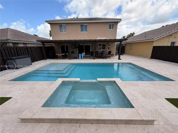 15454 SW 143rd Ter, Miami, FL 33196