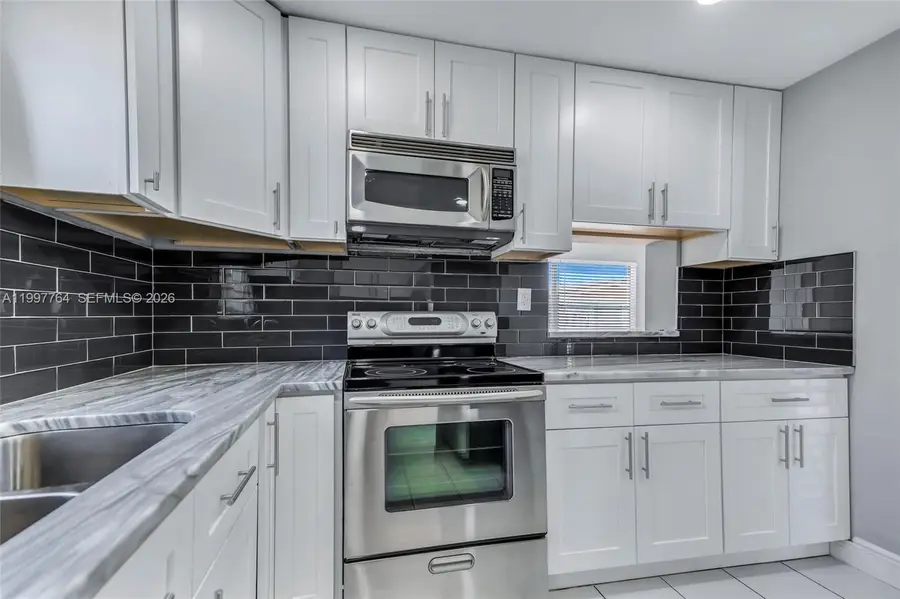 1820 NW 35th Ter, Lauderhill, FL 33311 - #3