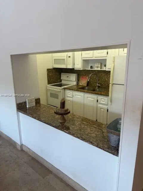 2200 E Hallandale Beach Blvd #109, Hallandale Beach, FL 33009 - #3