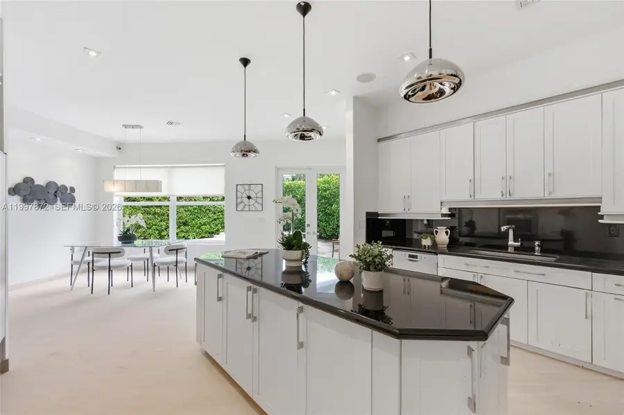 3752 NE 199 St, Aventura, FL 33180 - #3