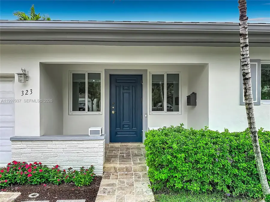 323 Velarde Ave, Coral Gables, FL 33134 - #3