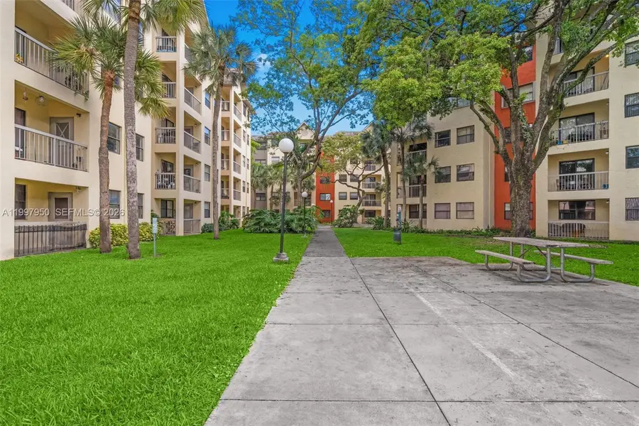 8120 Geneva Ct #148, Doral, FL 33166 - #2