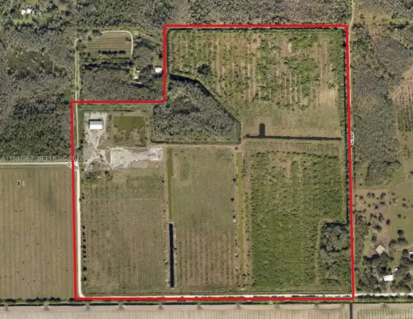 960 G Rd, La Belle, FL 33935