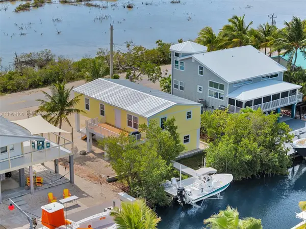 437 Pirates Rd, Little Torch Key, FL 33042