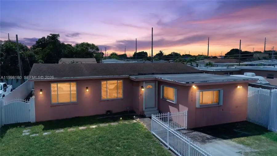 10420 NW 35th Pl, Miami, FL 33147 - #2