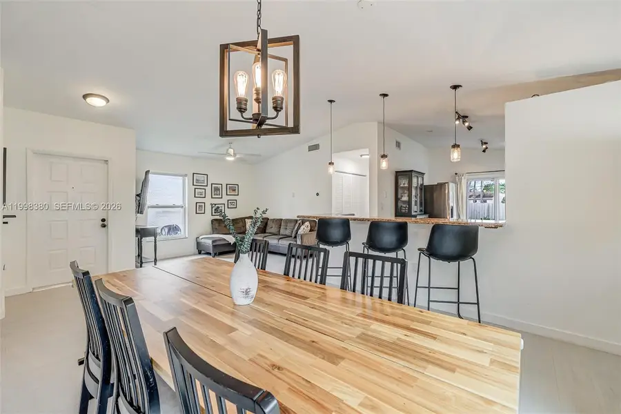 526 Danville Ter, Davie, FL 33325 - #3