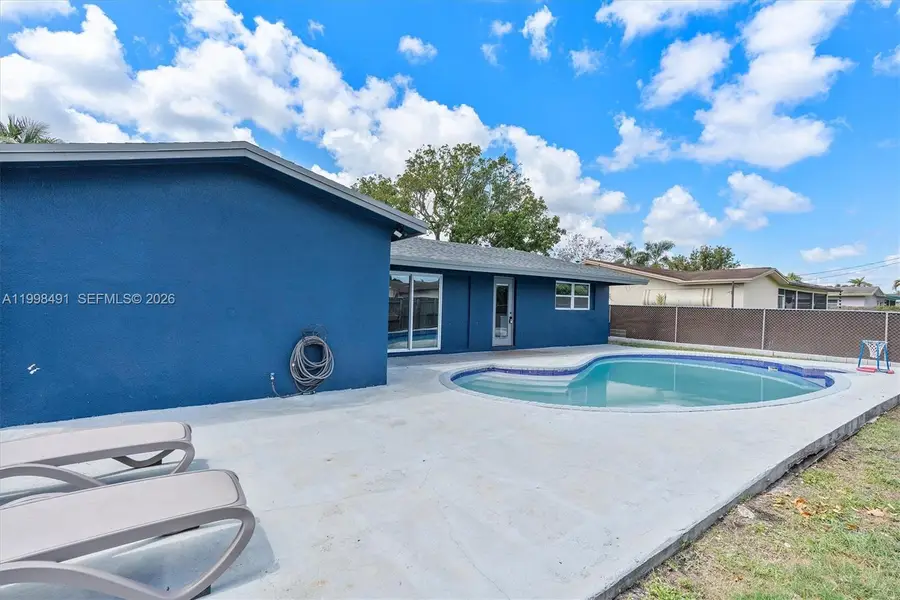 11841 NW 30th Pl, Sunrise, FL 33323 - #2