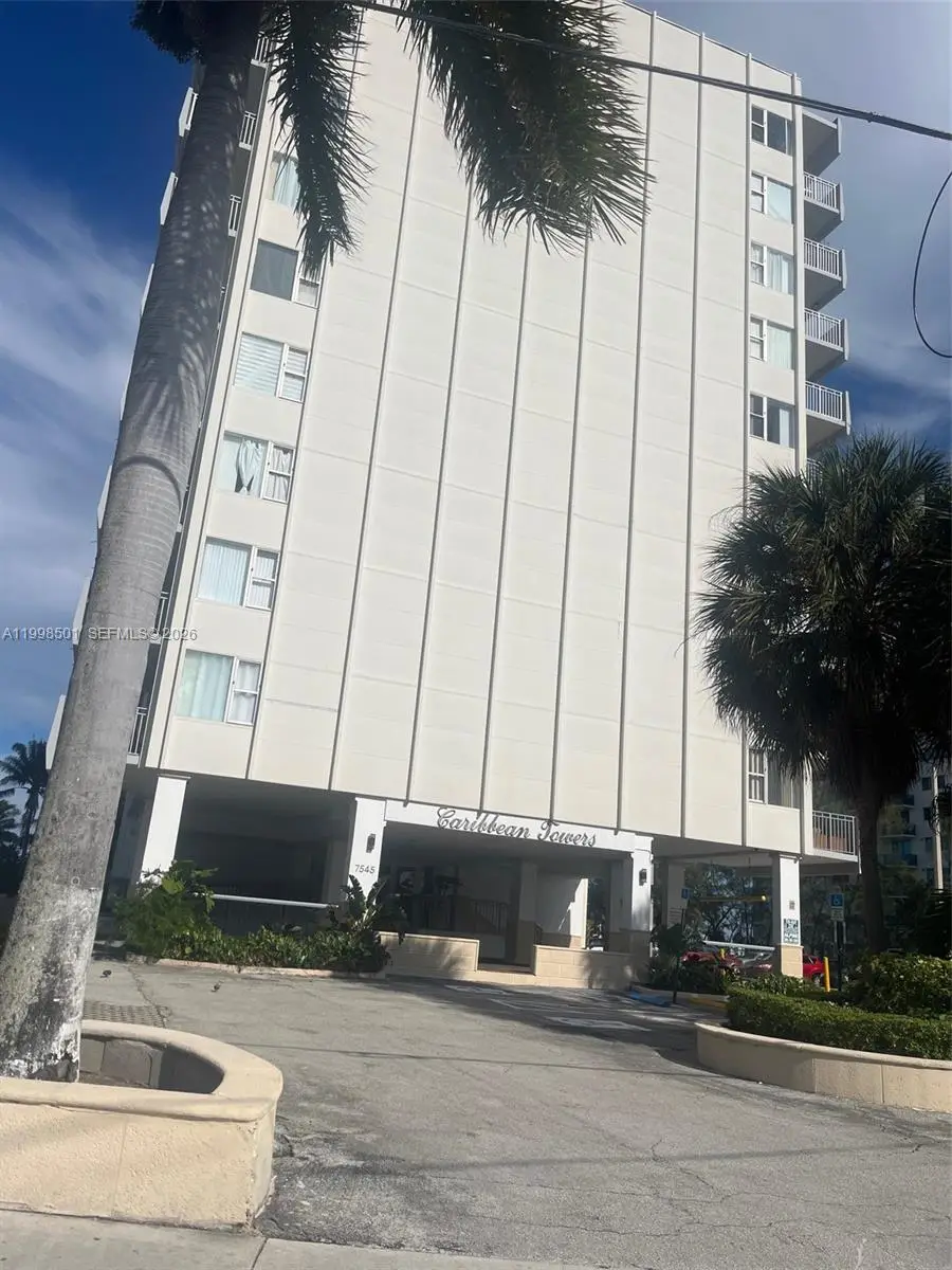 7545 E Treasure Dr #5H, North Bay Village, FL 33141 - #1