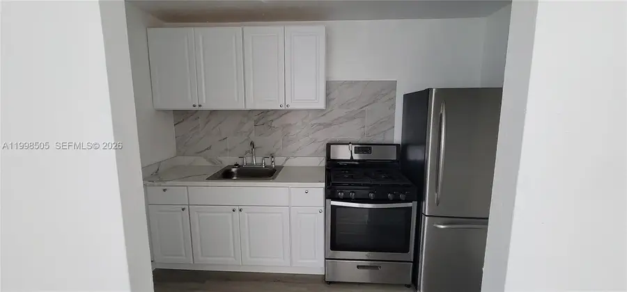 111 SW 18th Ave, Miami, FL 33135 - #2