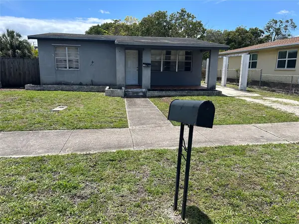 164 SW 2nd Ct, Deerfield Beach, FL 33441