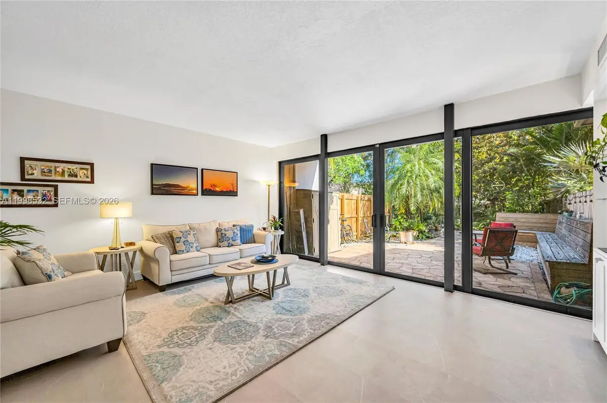 7018 SW 53rd Ln, Miami, FL 33155 - #1