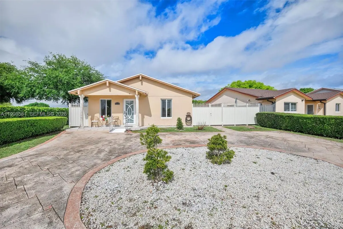 4218 SW 138th Ct, Miami, FL 33175 - #1
