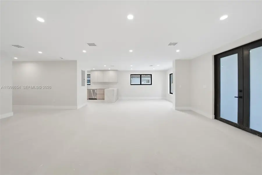 6332 SW 28th St, Miami, FL 33155 - #2