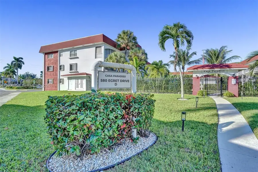 580 Egret Dr #212, Hallandale Beach, FL 33009 - #3