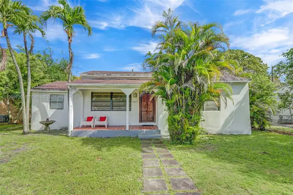 6871 SW 37th St, Miami, FL 33155