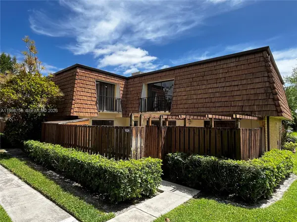 1026 10th Ln, Green Acres, FL 33463