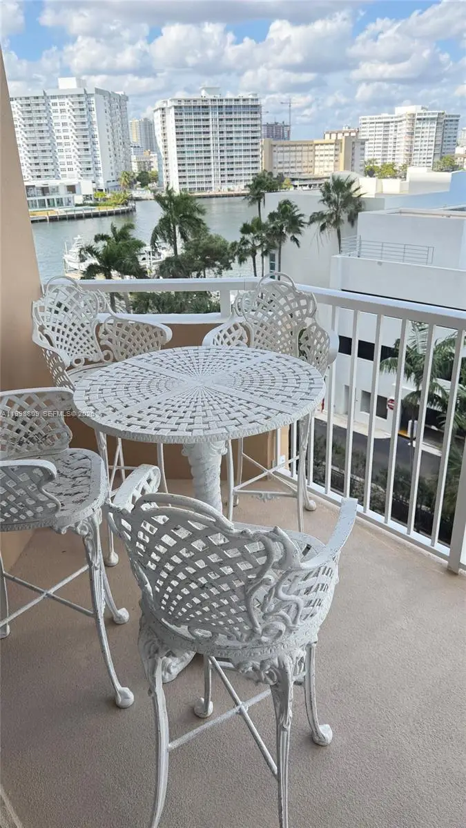 1965 S Ocean Dr #5D, Hallandale Beach, FL 33009 - #2