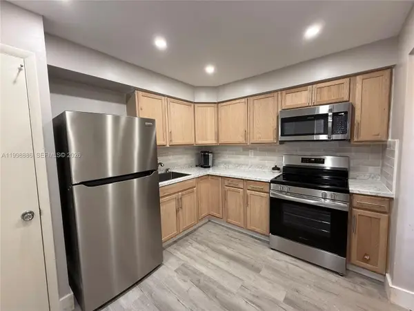 19001 NE 14th Ave #144, Miami, FL 33179