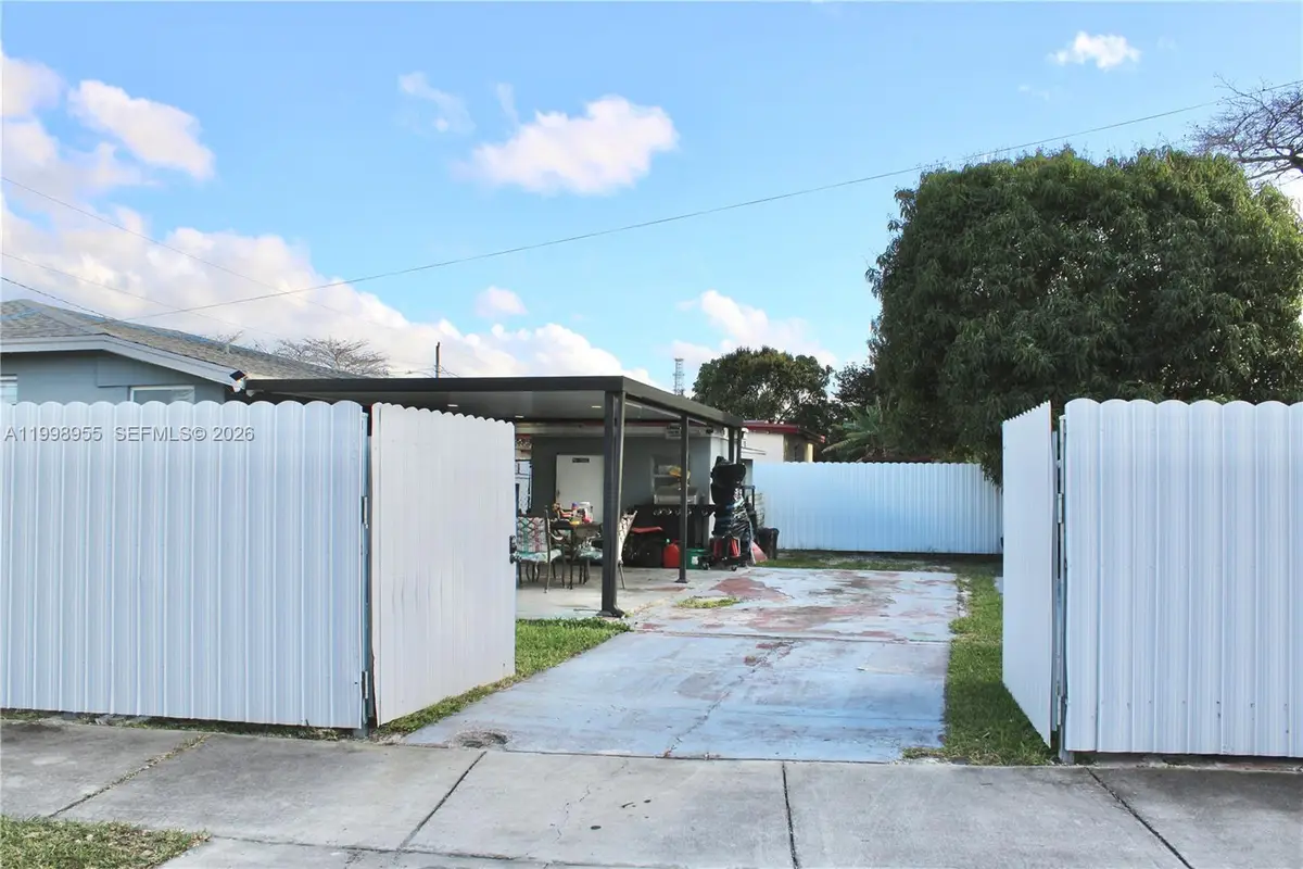 17710 SW 102nd Ave, Miami, FL 33157 - #1
