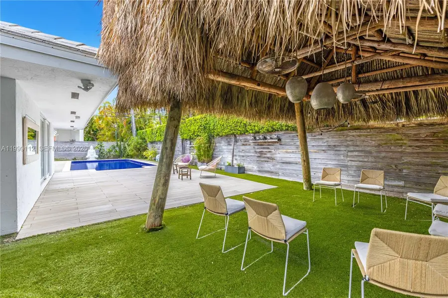 524 Warren Ln, Key Biscayne, FL 33149 - #2