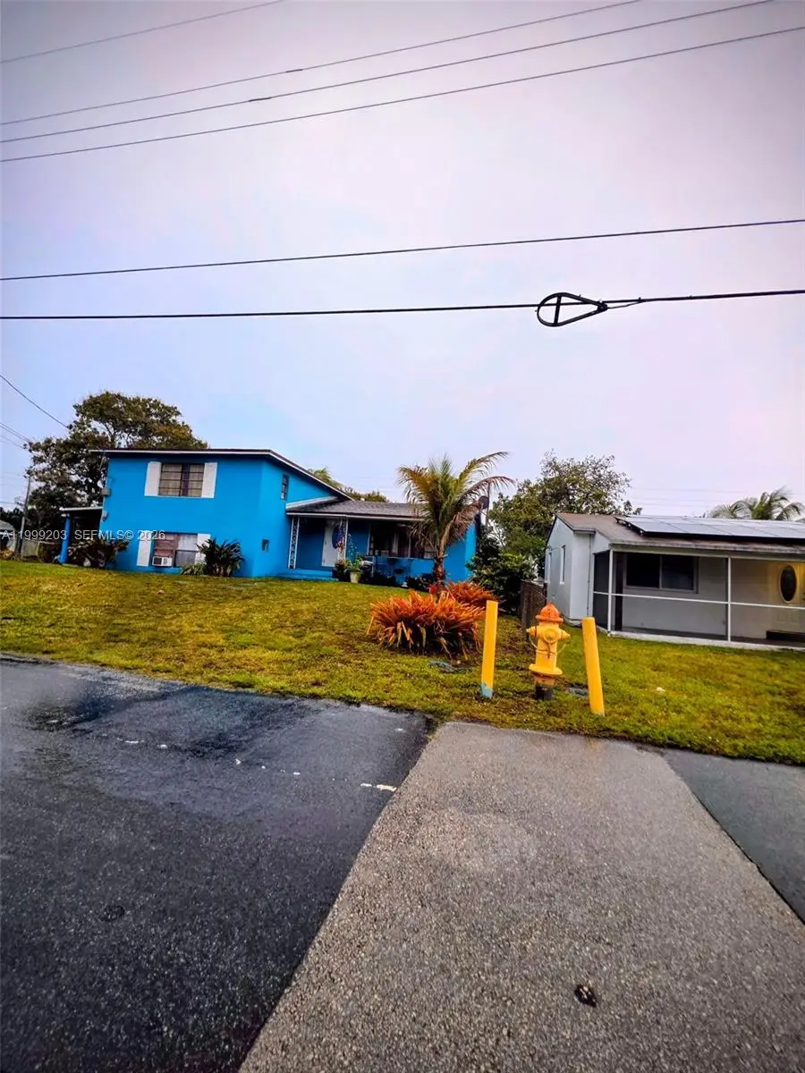 720 SW 7th Ter, Hallandale Beach, FL 33009 - #3