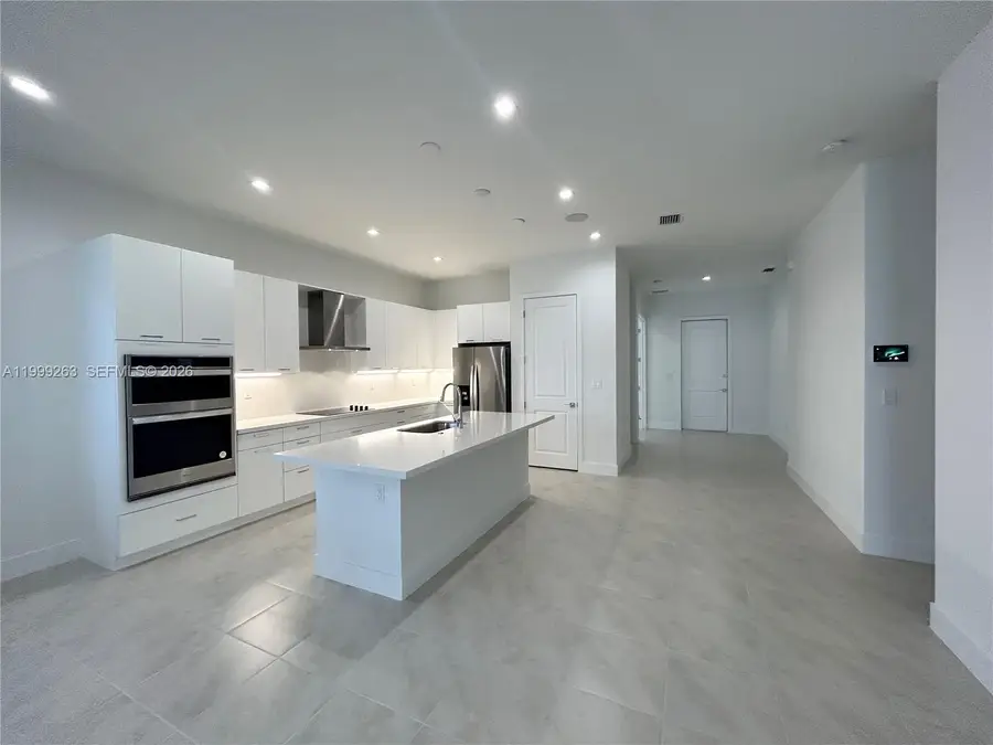 8037 NW 46th Ter, Doral, FL 33166 - #2