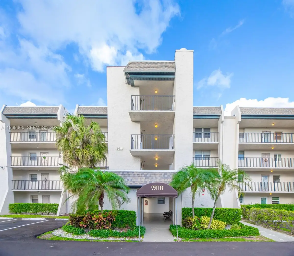 9311 Orange Grove Dr #211, Davie, FL 33324 - #1